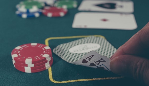 Guide to Playing Poker Online