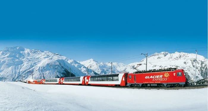 swiss ski train